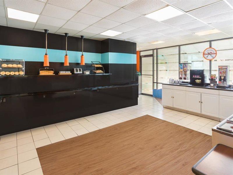Howard Johnson By Wyndham Williamsburg Norge Luaran gambar